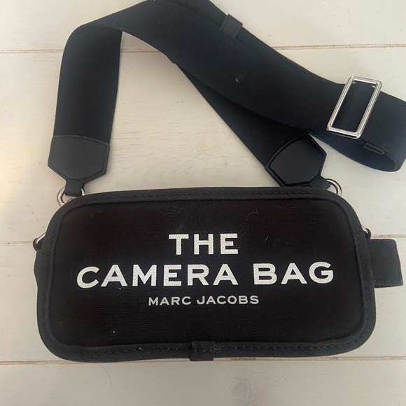 Marc Jacobs Other - Marc Jacobs Black Camera Bag